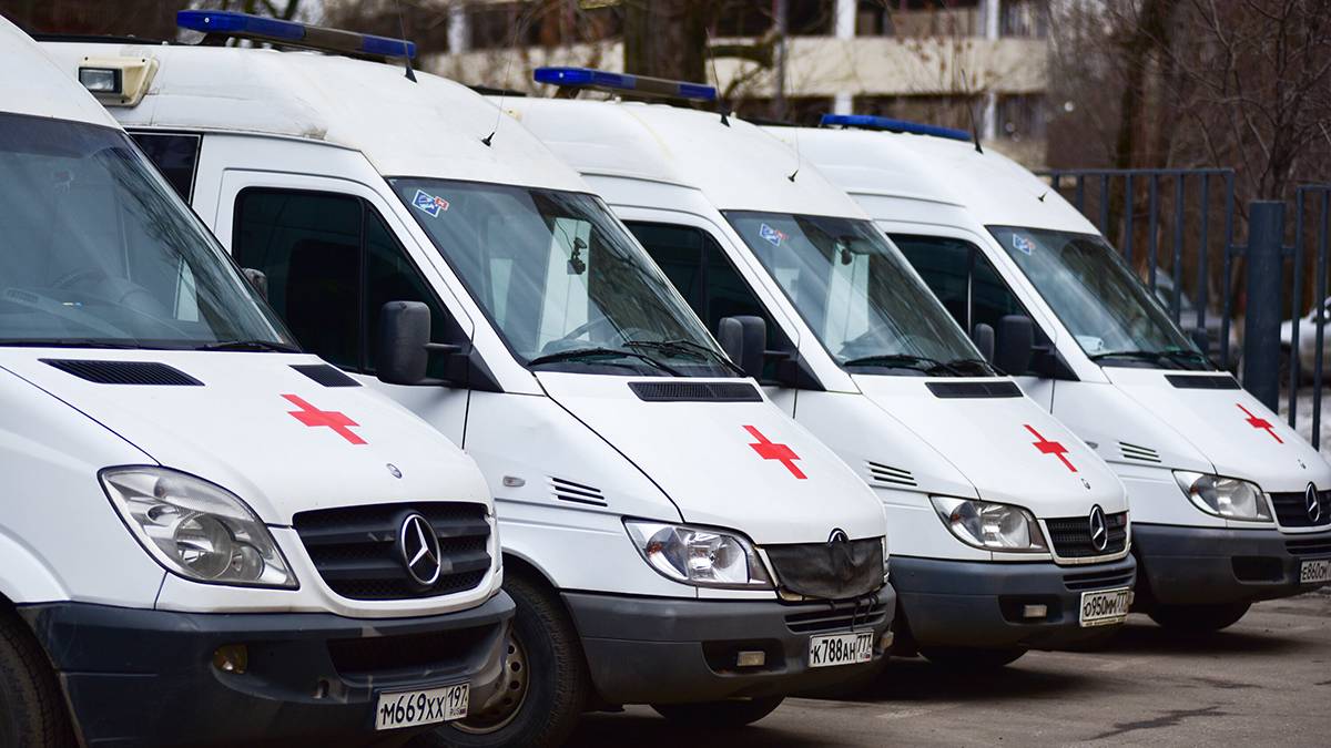 СМИ: Спасенный через окно 300-килограммовый москвич скончался в больнице