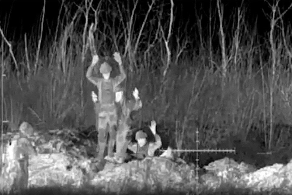 Десантники показали кадры ночной охоты на матерого снайпера ВСУ
